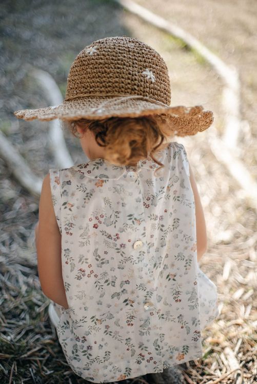 Chemisier à fleurs blanc boutons dos 