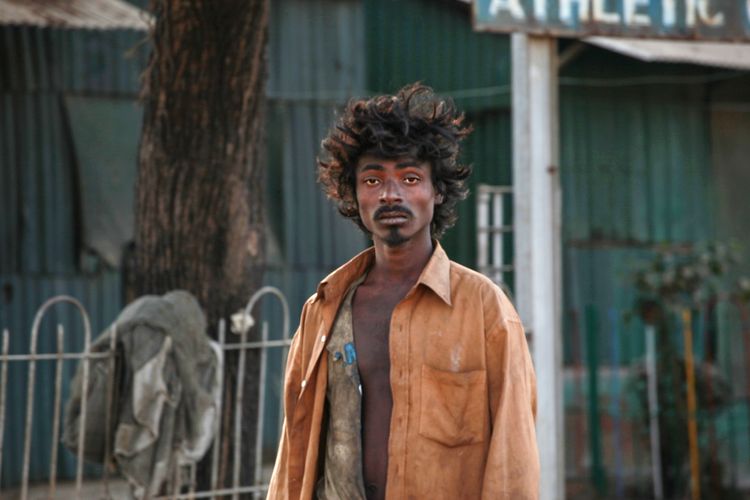 Tramp wandering in Kalkota